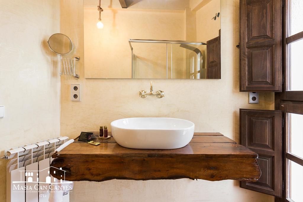Masia Can Canyes & Spa San Lorenzo de Hortóns Eksteriør bilde