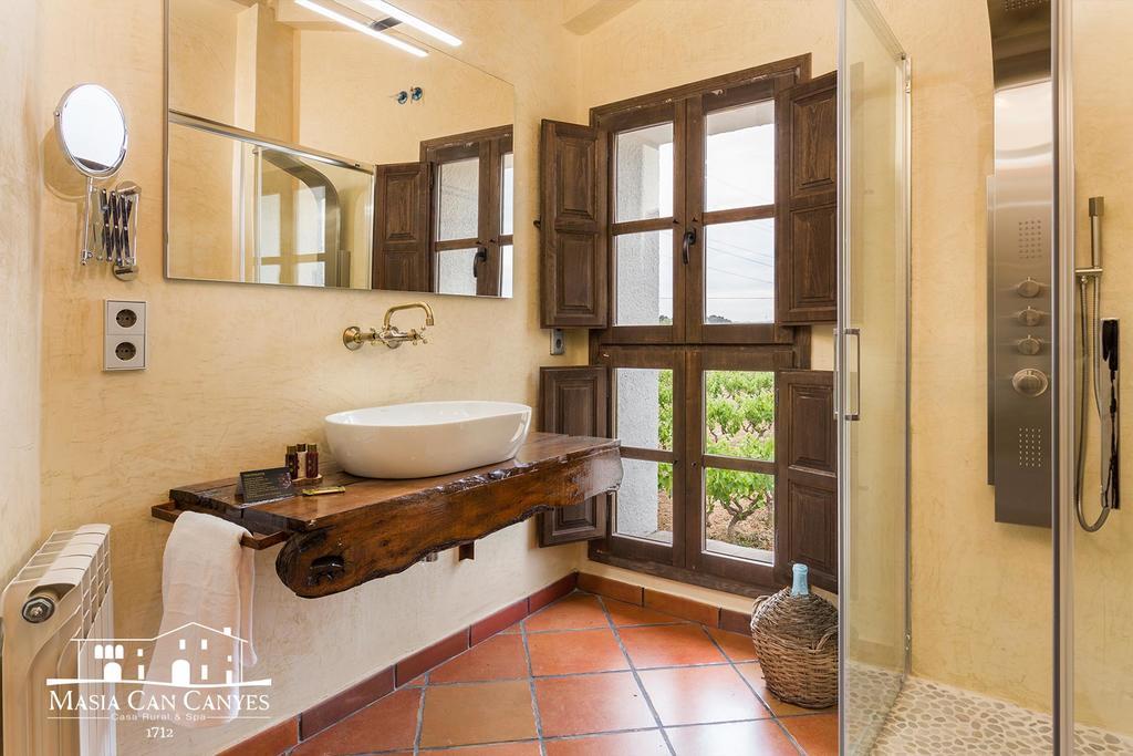 Masia Can Canyes & Spa San Lorenzo de Hortóns Eksteriør bilde