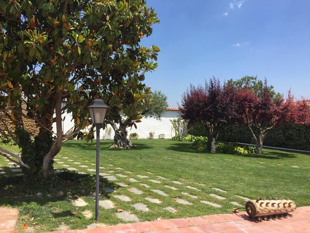Masia Can Canyes & Spa San Lorenzo de Hortóns Eksteriør bilde
